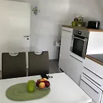 Perla شقة ليمبورغ ان دير لان